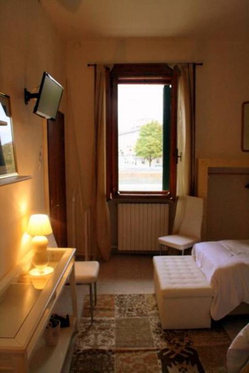 Sottoriva36 Bed and Breakfast Βερόνα Δωμάτιο φωτογραφία